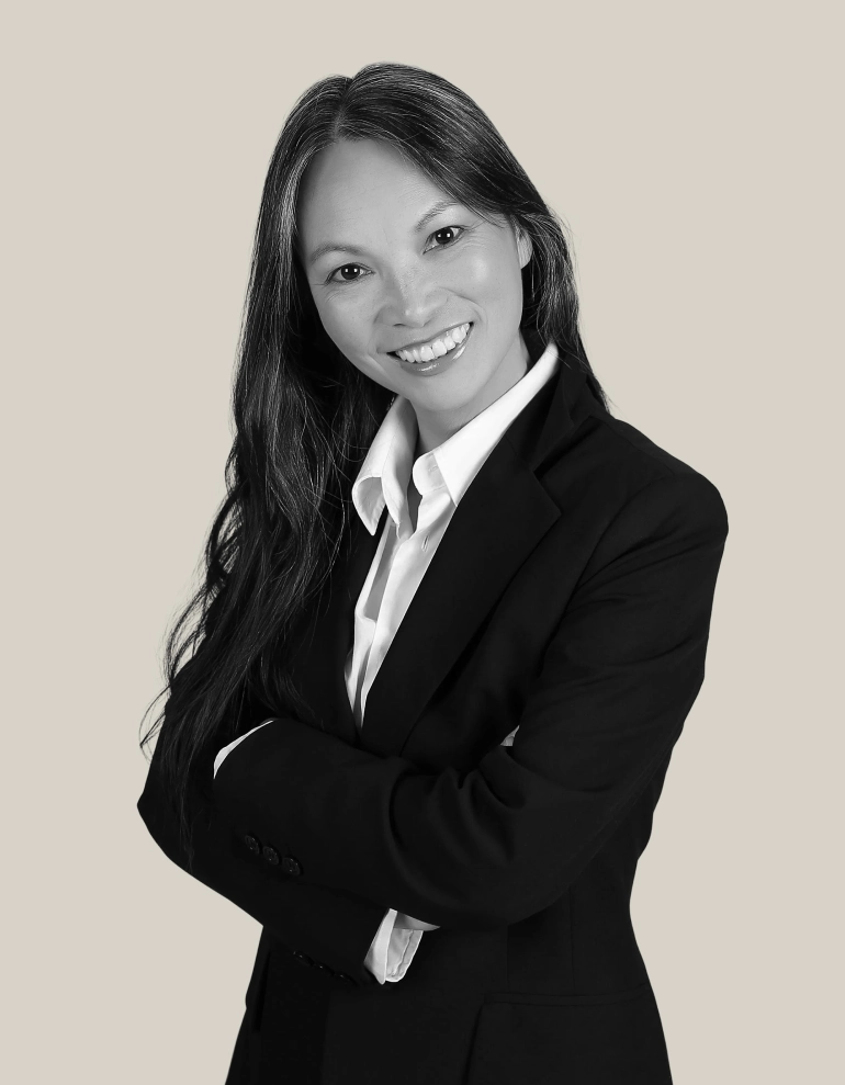 Inversión Inmobiliaria en Pamplona - Gold Coast Estates Iruña 2 Bego Dang Directora Inmobiliaria Pamplona Gold Coast Estates Iruña 3