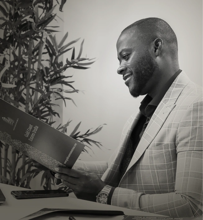 Txeny Gyeni Inmobiliaria Pamplona Gold Coast Estates Iruña